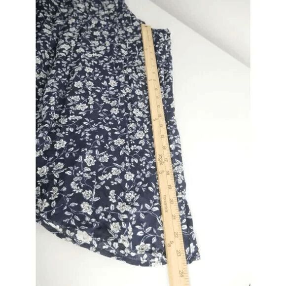 Vince Camuto Women's Plus Size Floral Tie Shoulder Angled Hem Jumpsuit 1X - Picture 7 of 9